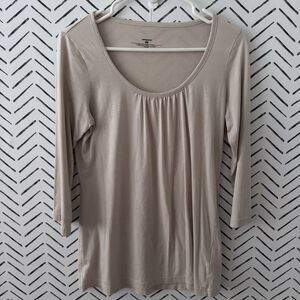 Patgonia‎ Women's Beige Organic Cotton 3/4 Sleeve T-Shirt Size Medium